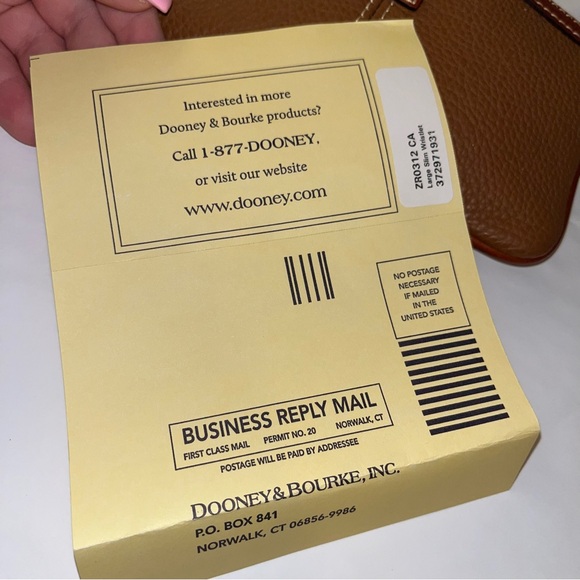 Dooney & Bourke Carmel Pebble Grain Large Slim Wristlet - Picture 10 of 11